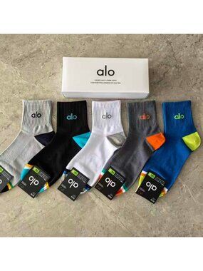 A24- ALO Yoga Men's Color Block Half-Crew Socks 5-Pair Box Set - NWT